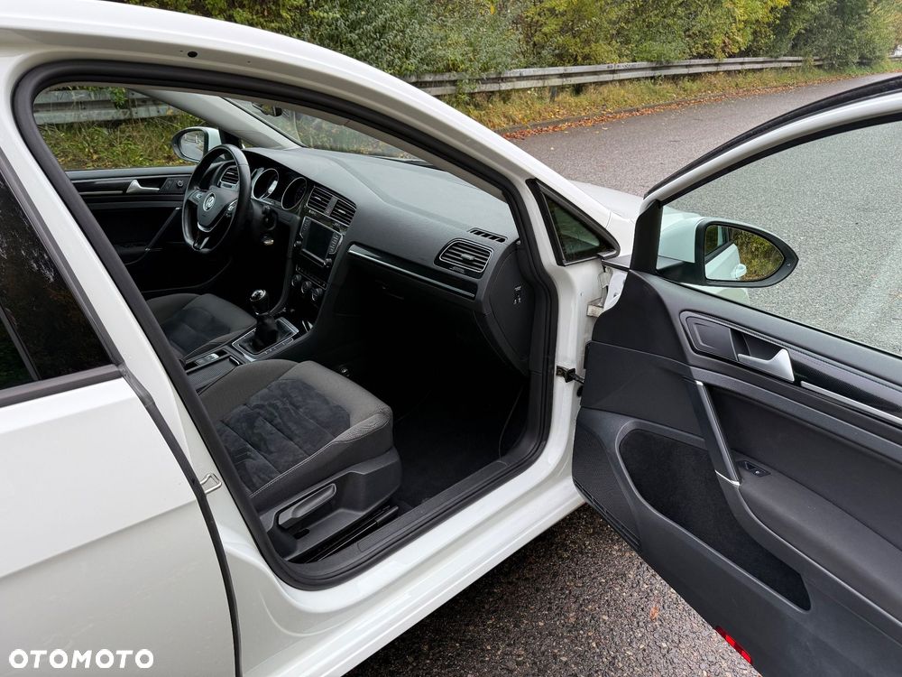 Volkswagen Golf VII 1.4 TSI BMT Highline - 11