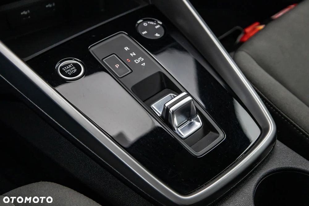 Audi A3 Limousine 35 TFSI mHEV Advanced S tronic - 16