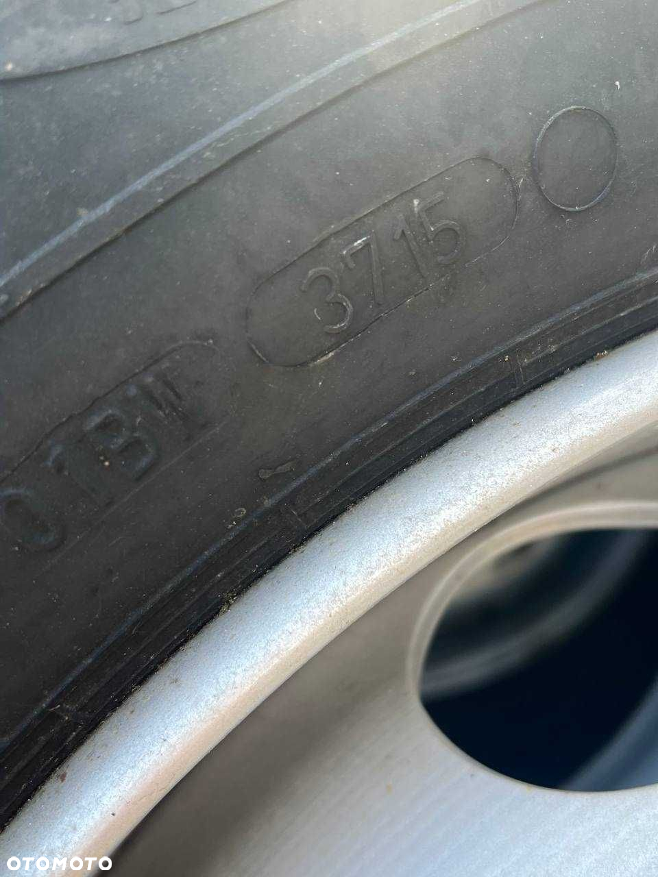 Opona + Felga  napędowe 12R22.5 GOODYEAR REGIONAL RHD II rok 15 - 7