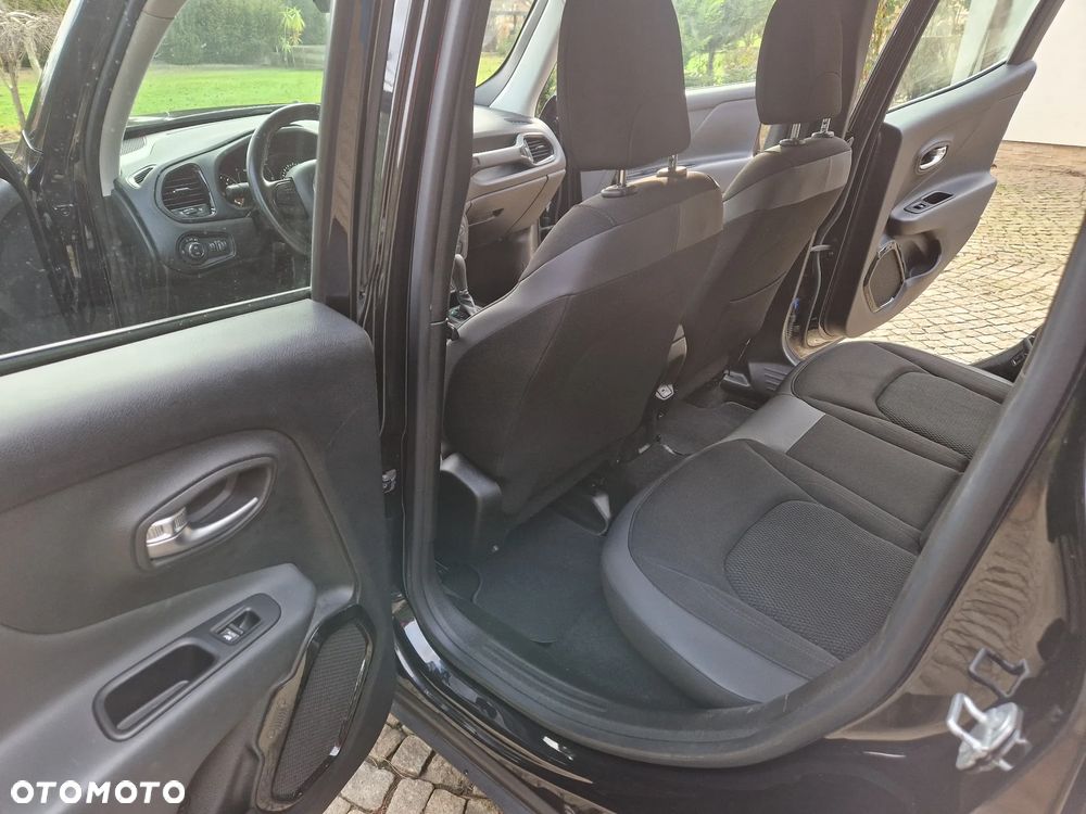 Jeep Renegade 1.6 MultiJet DSG Limited - 17