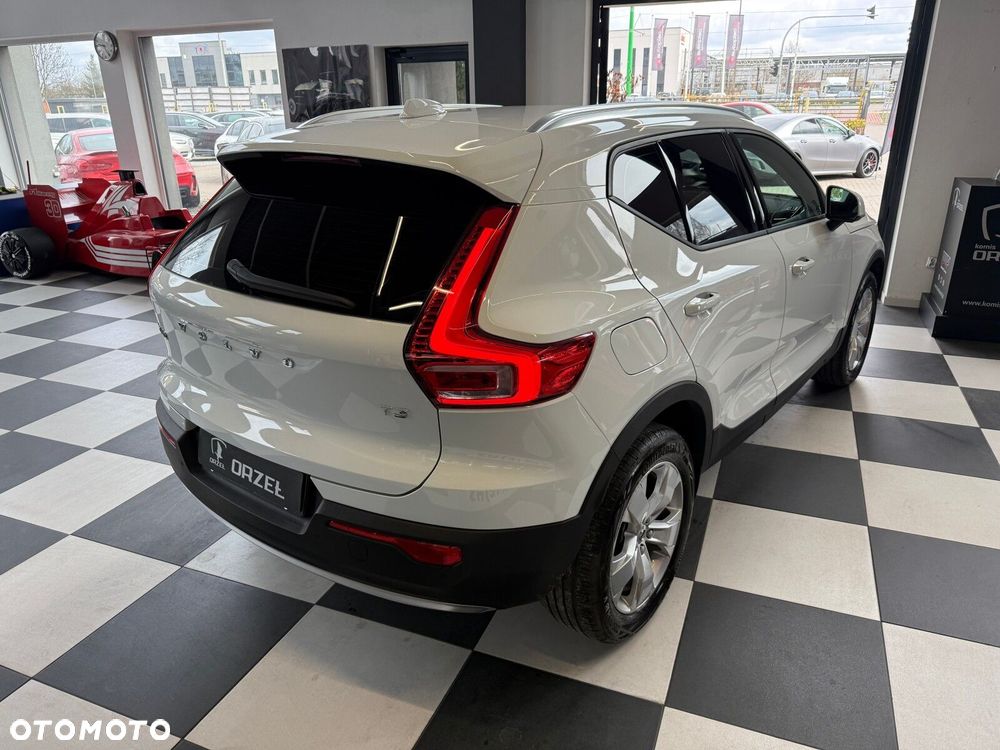 Volvo XC 40 - 5