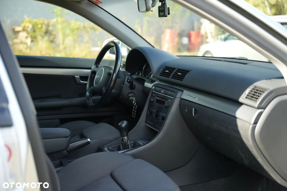 Audi A4 Avant 1.8T Quattro - 19