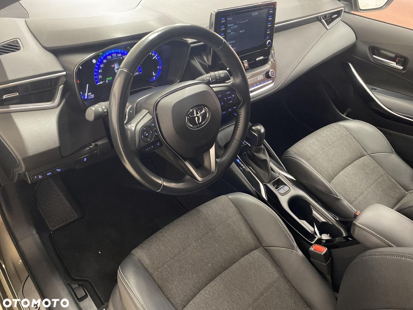 Toyota Corolla - 9