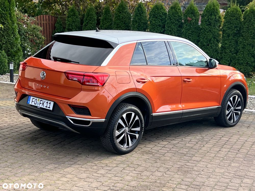 Volkswagen T-Roc - 23