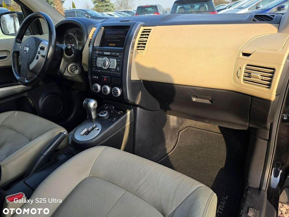 Nissan X-Trail 2.5 4x4 CVT-Automatik SE - 34