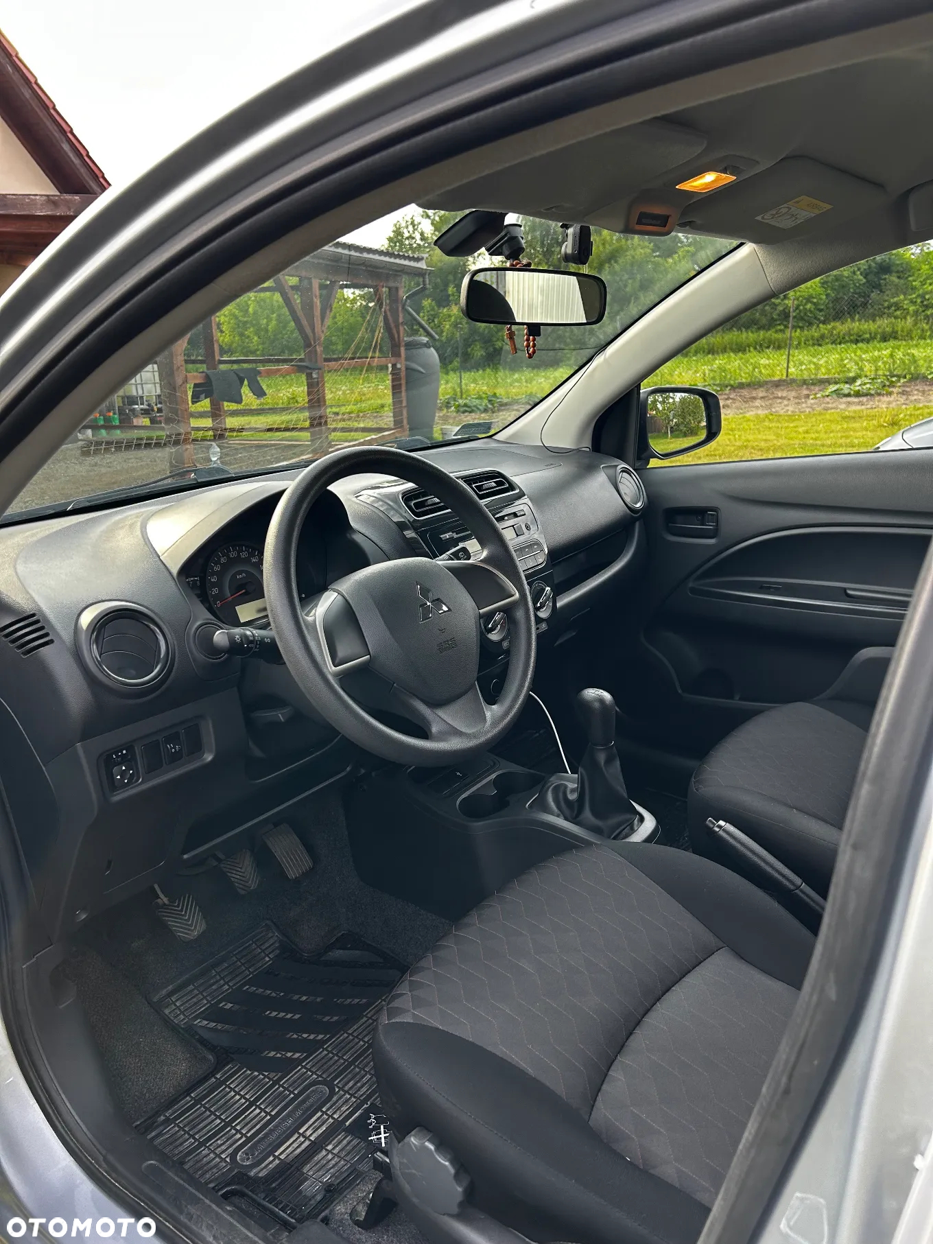Mitsubishi Space Star 1.2 Inform Plus - 10