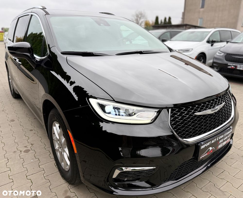 Chrysler Pacifica - 7