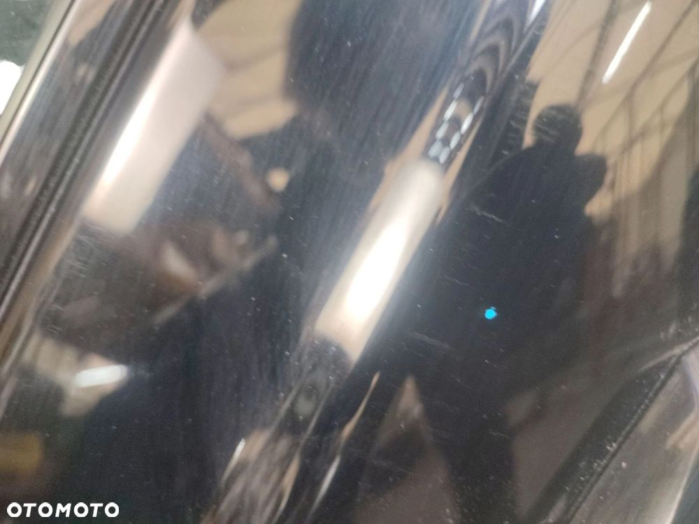 DRZWI PRAWY TYŁ JAGUAR XE X760 (2015-2019) 2.0 D 180KM - 10