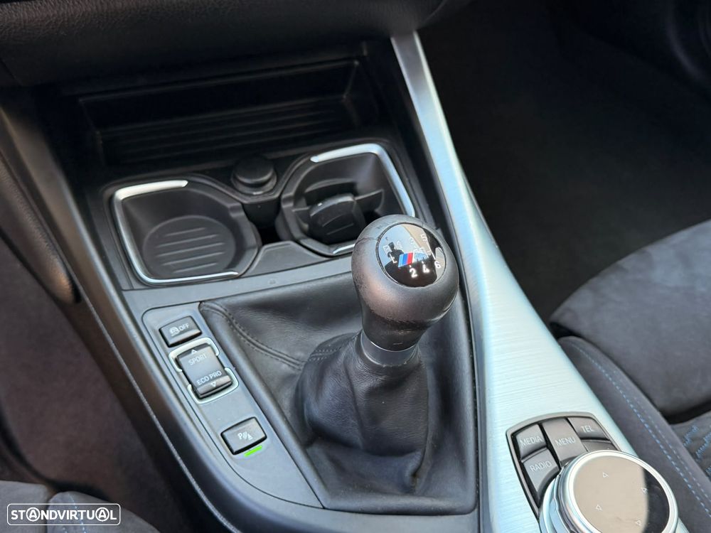BMW 116 d Pack M - 24