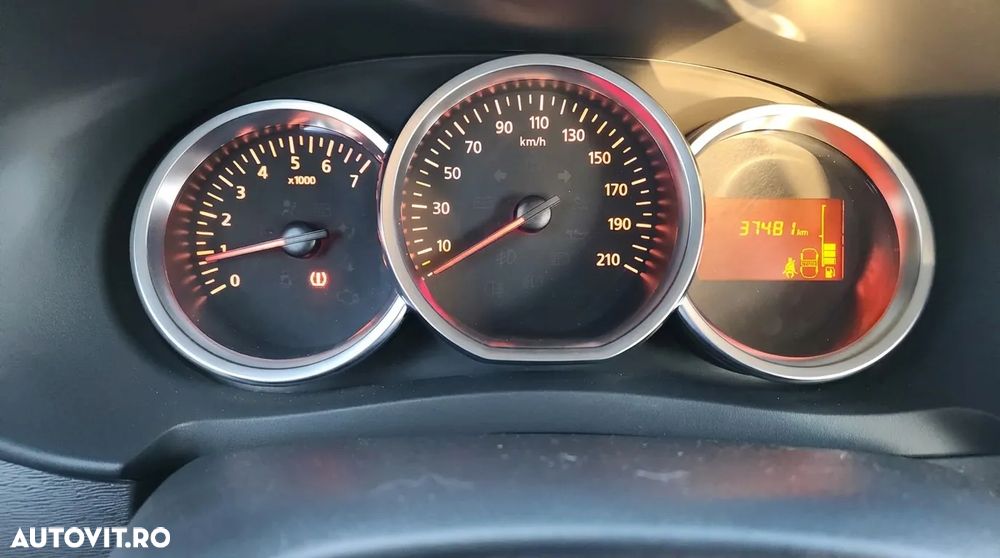 Dacia Lodgy 1.5 Blue dCi Stepway - 8