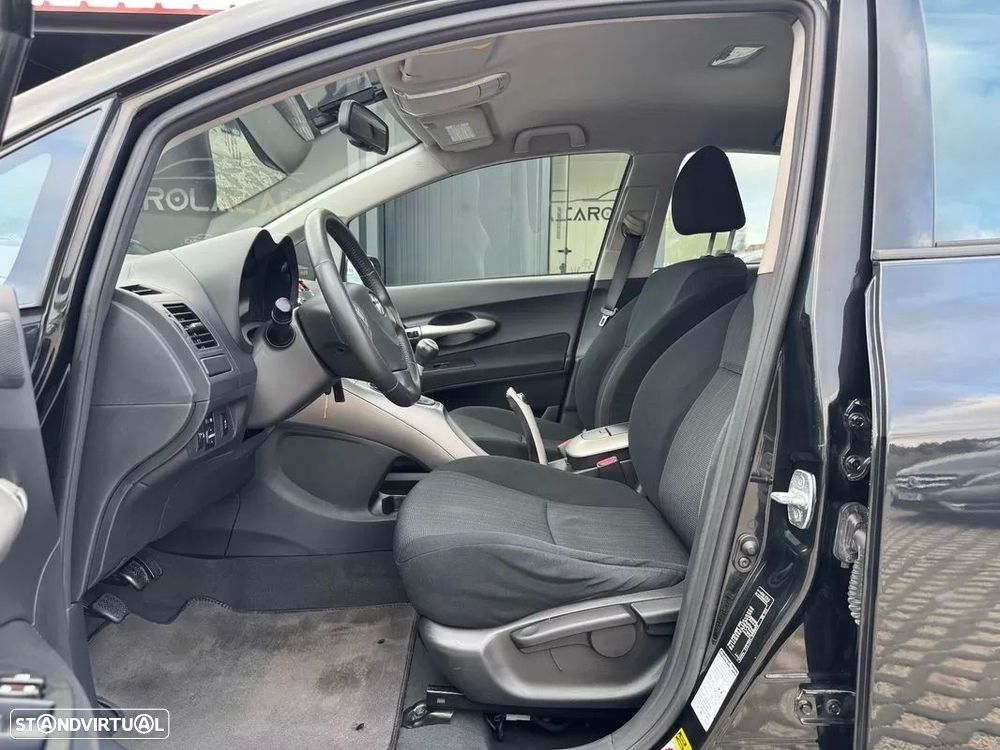 Toyota Auris 1.4 VVT-i AC foto 5