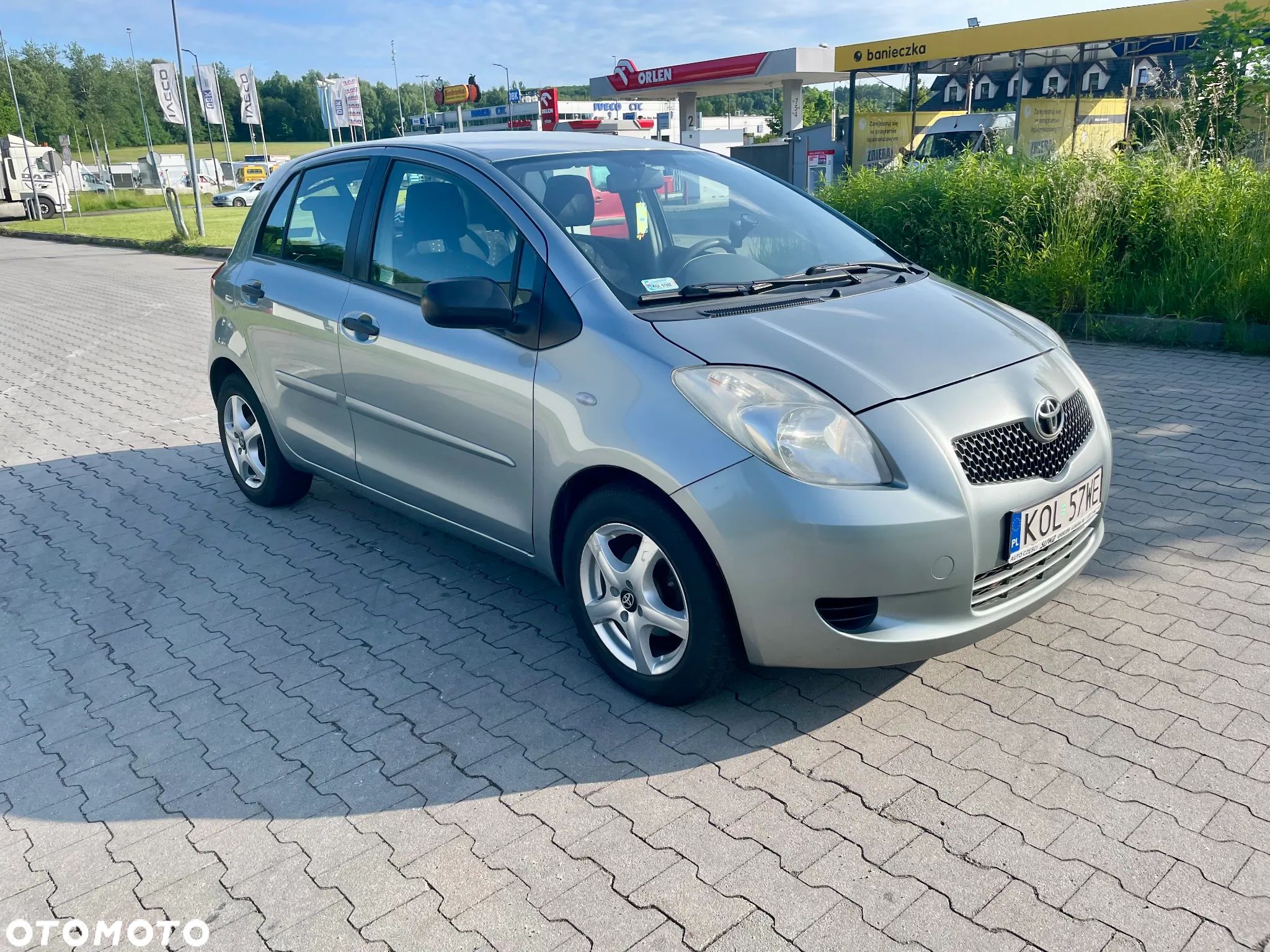 Toyota Yaris 1.3 Luna A/C - 1