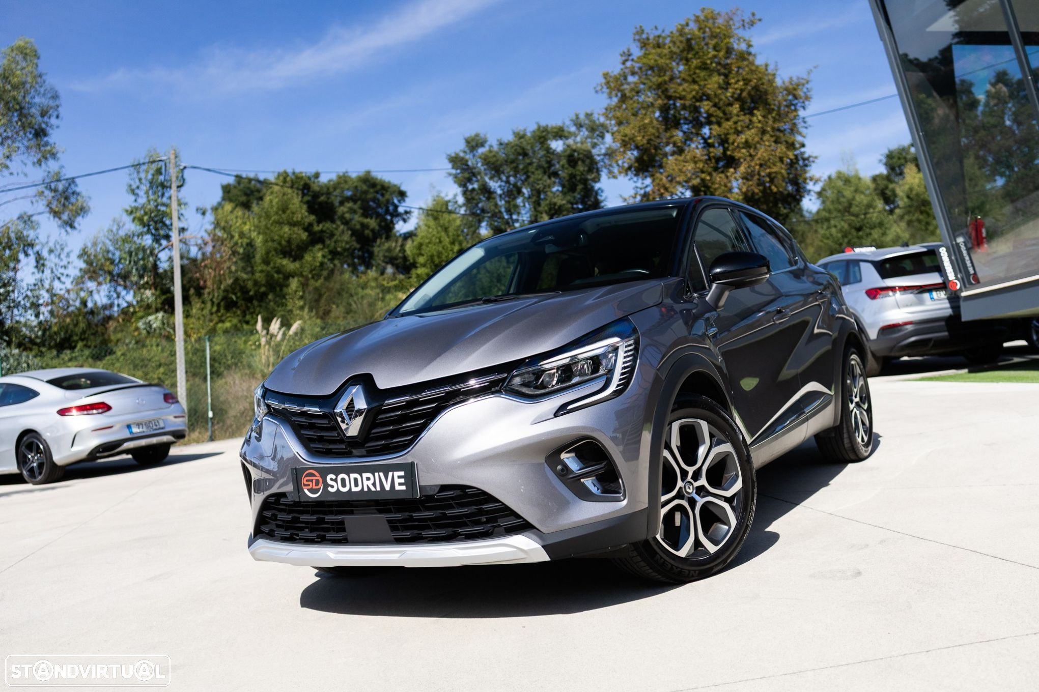 Renault Captur - 4
