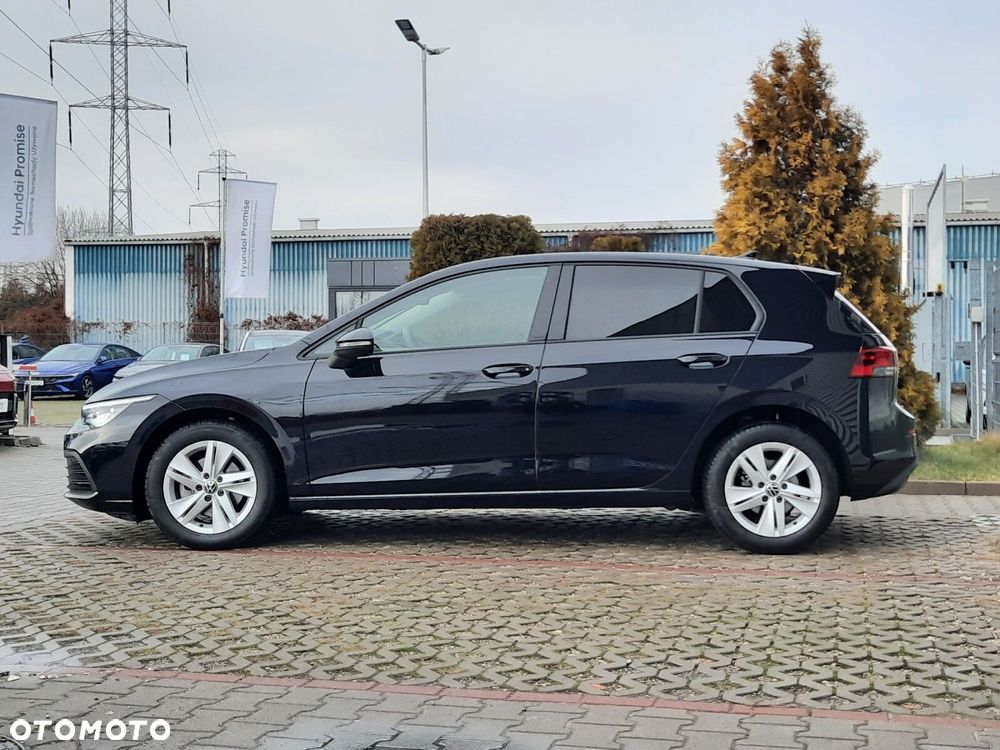 Volkswagen Golf 1.5 eTSI Life DSG - 24