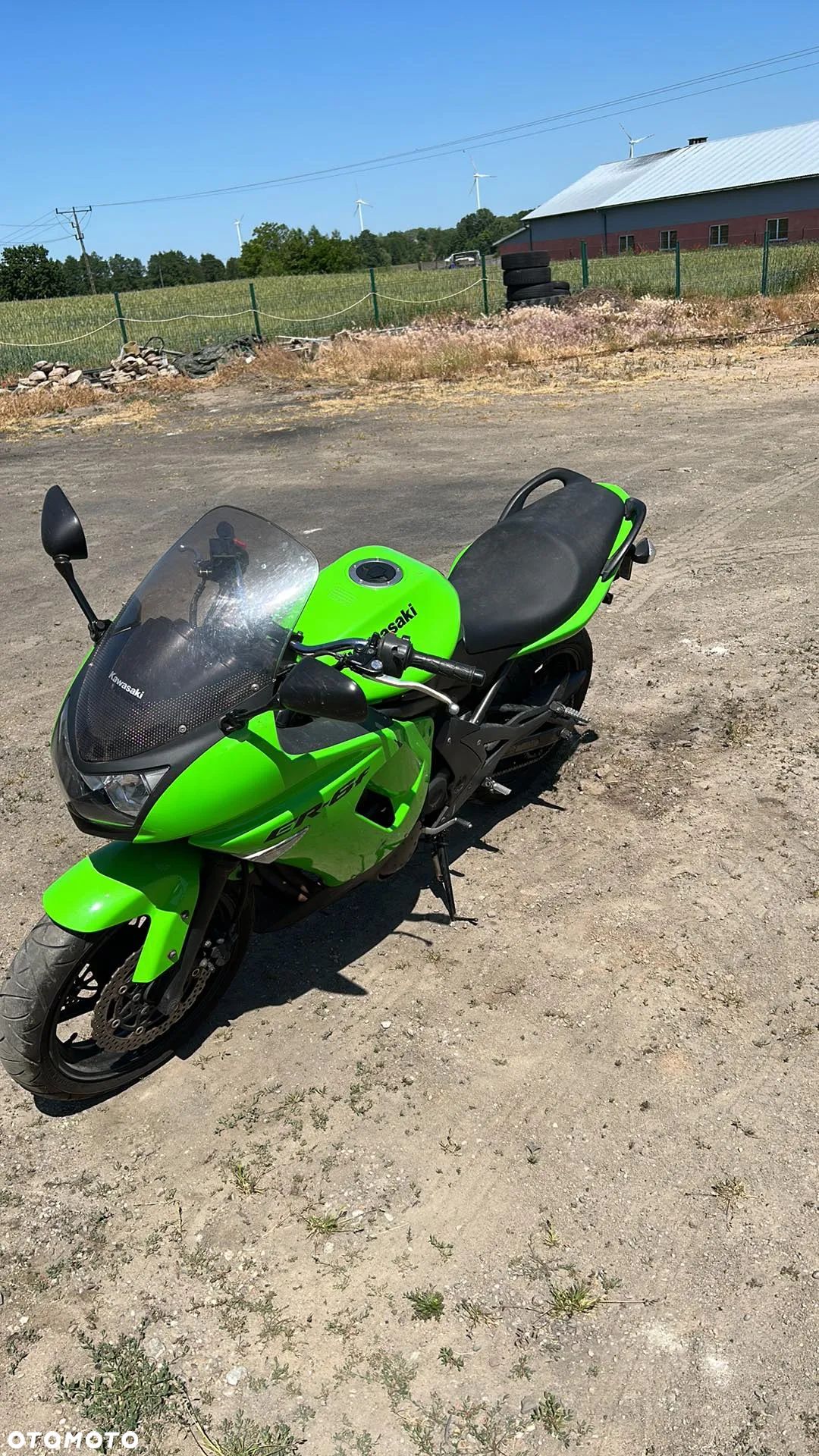 Kawasaki ER - 1