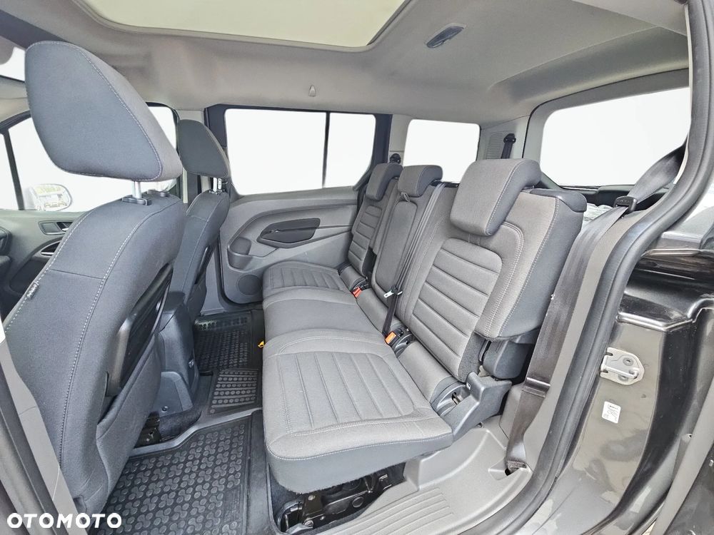 Ford Tourneo Connect - 19