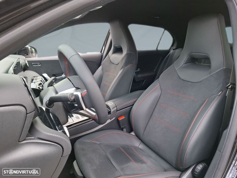 Mercedes-Benz A 180 d - 11