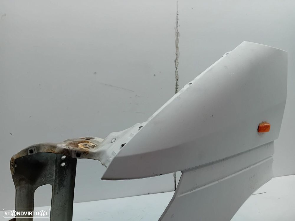 Guarda-lamas esquerdo MERCEDES-BENZ Sprinter 2-t Combi (901, 902) - 2