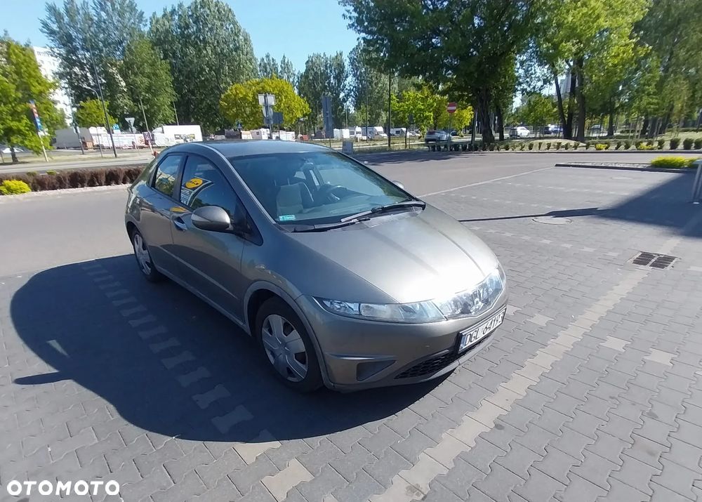 Honda Civic 1.4 Comfort - 2