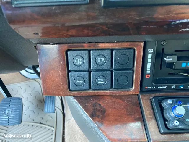Land Rover Range Rover 3.9 EFi - 18