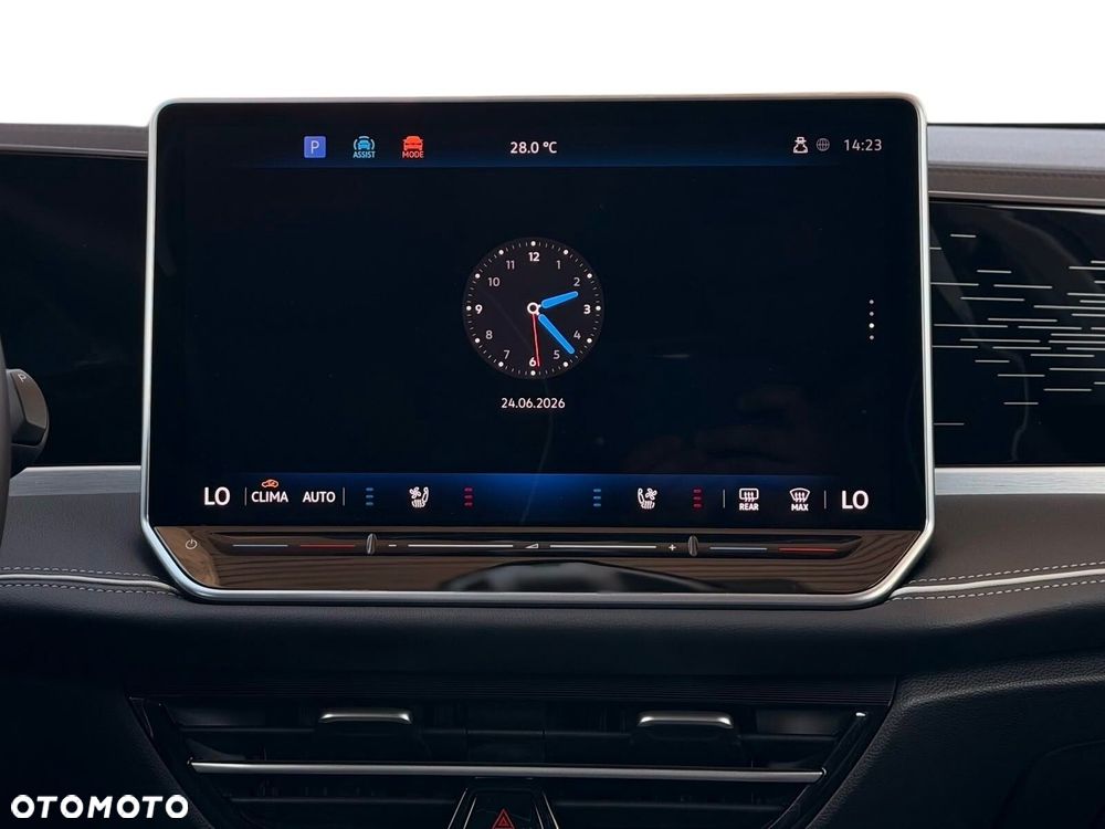 Volkswagen Passat - 32
