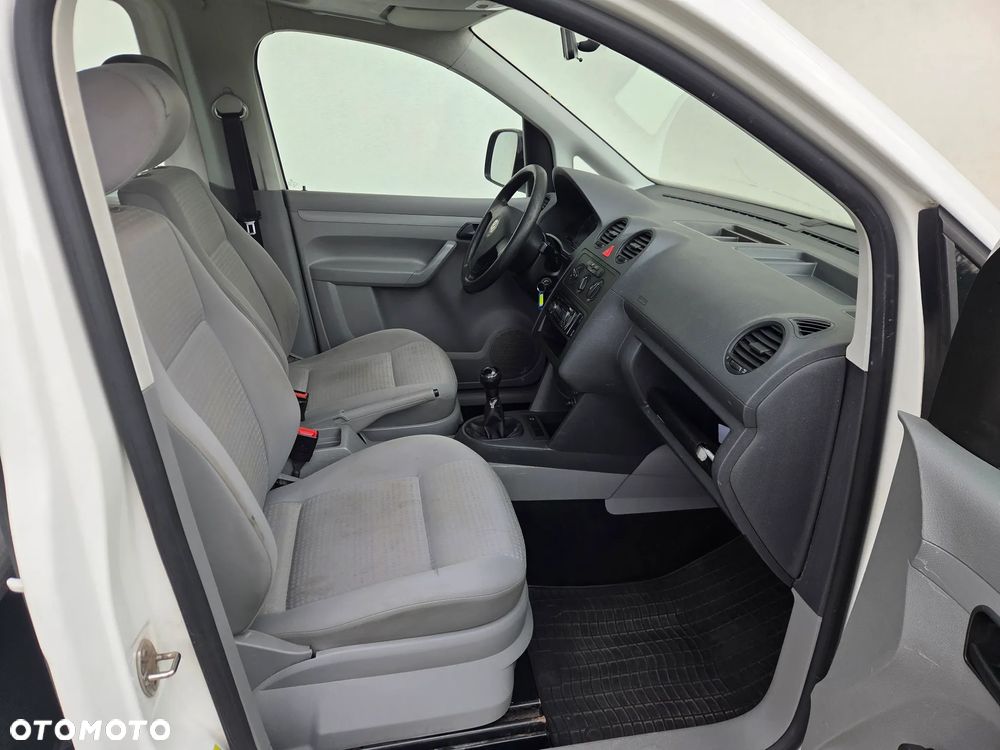 Volkswagen Caddy - 11