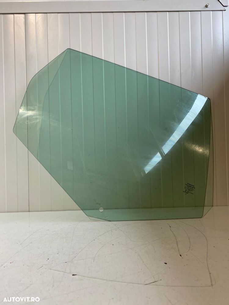 Geam dreapta spate VOLVO XC60 2009-2017 31386799