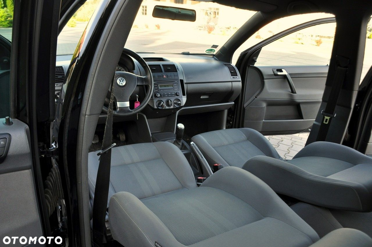 Volkswagen Polo - 28