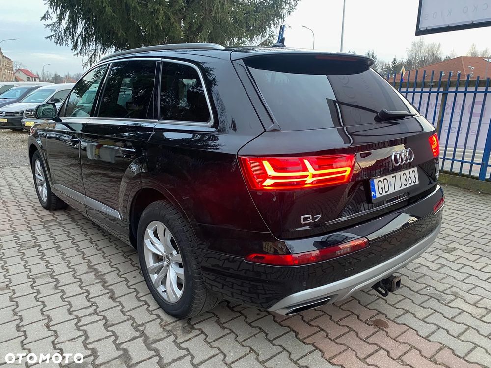 Audi Q7 - 8
