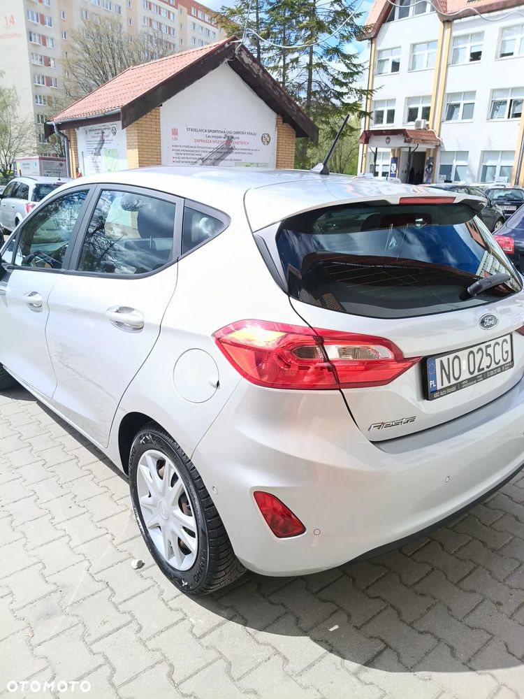 Ford Fiesta - 8