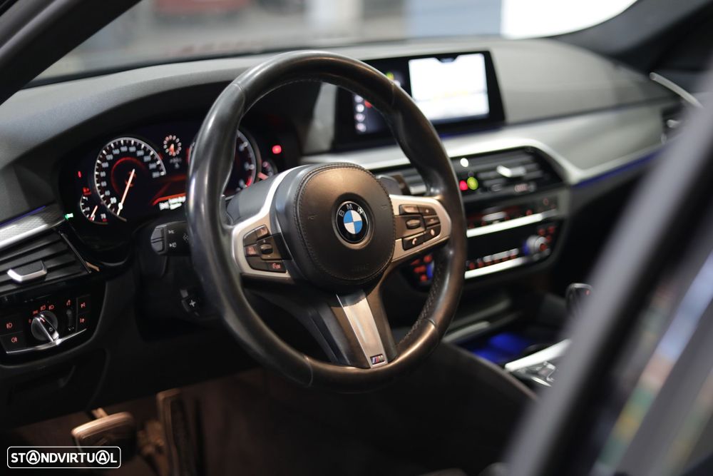 BMW 520 d Pack M Auto - 12