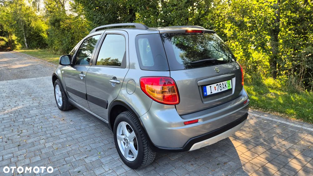 Suzuki SX4 1.6 VVT 4x4 Club - 4