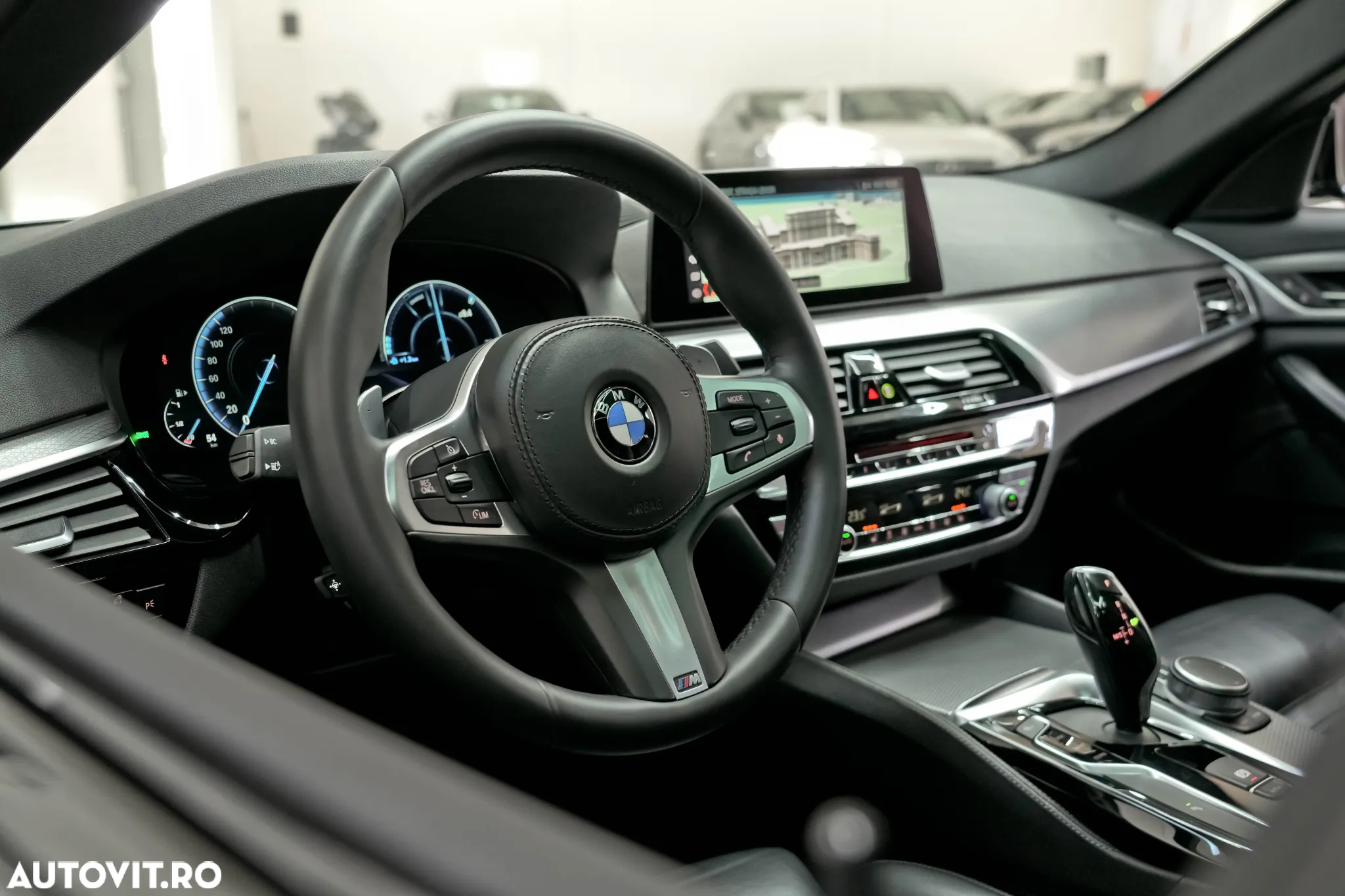 BMW Seria 5 520i AT - 6