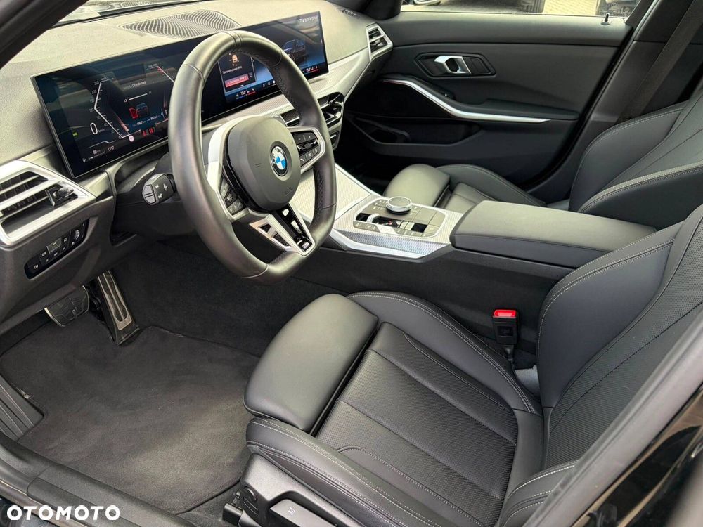 BMW Seria 3 318i M Sport - 13