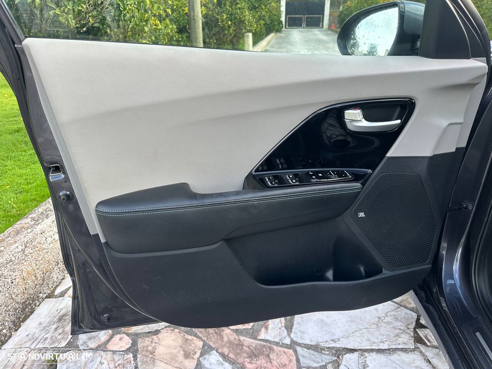 Kia Niro 1.6 GDi PHEV Tech - 15