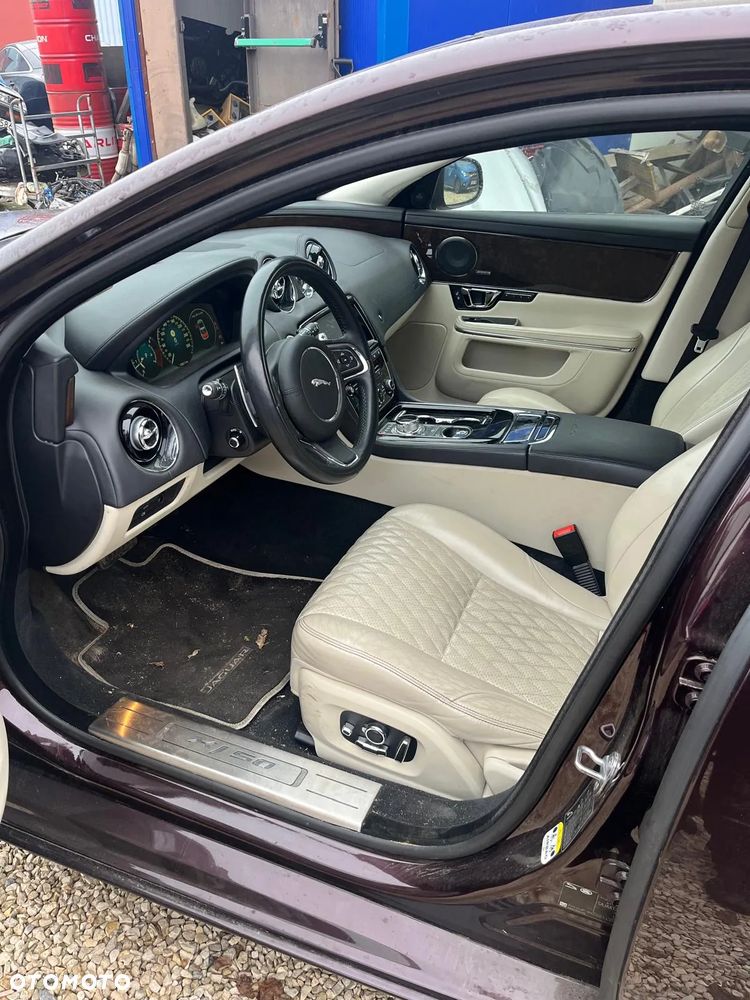 Jaguar XJ 3.0 D V6 XJ50 - 25