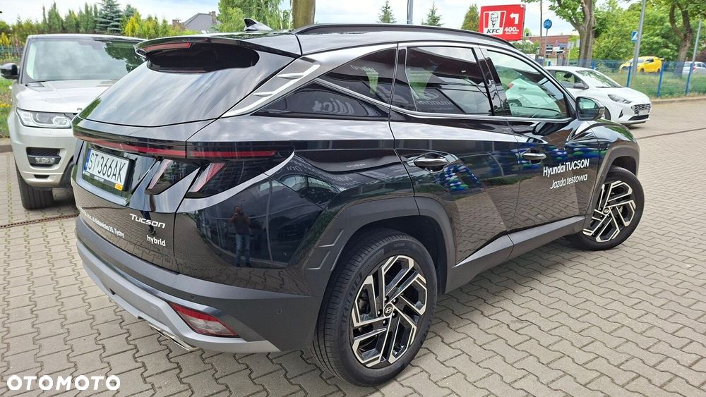 Hyundai Tucson - 2