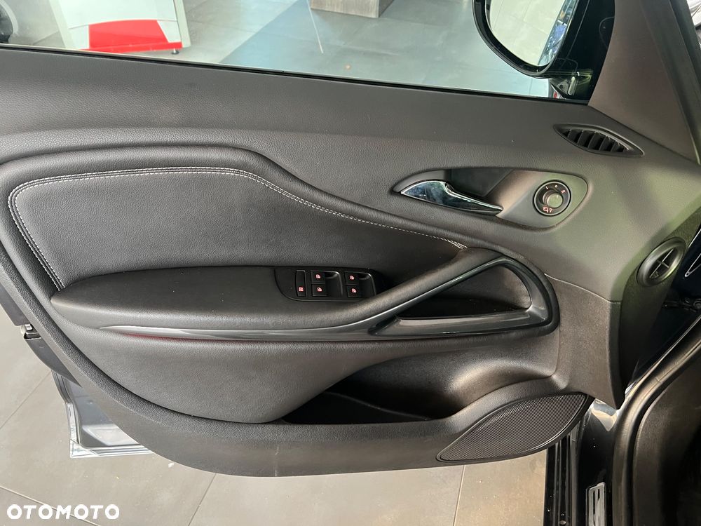 Opel Zafira - 17