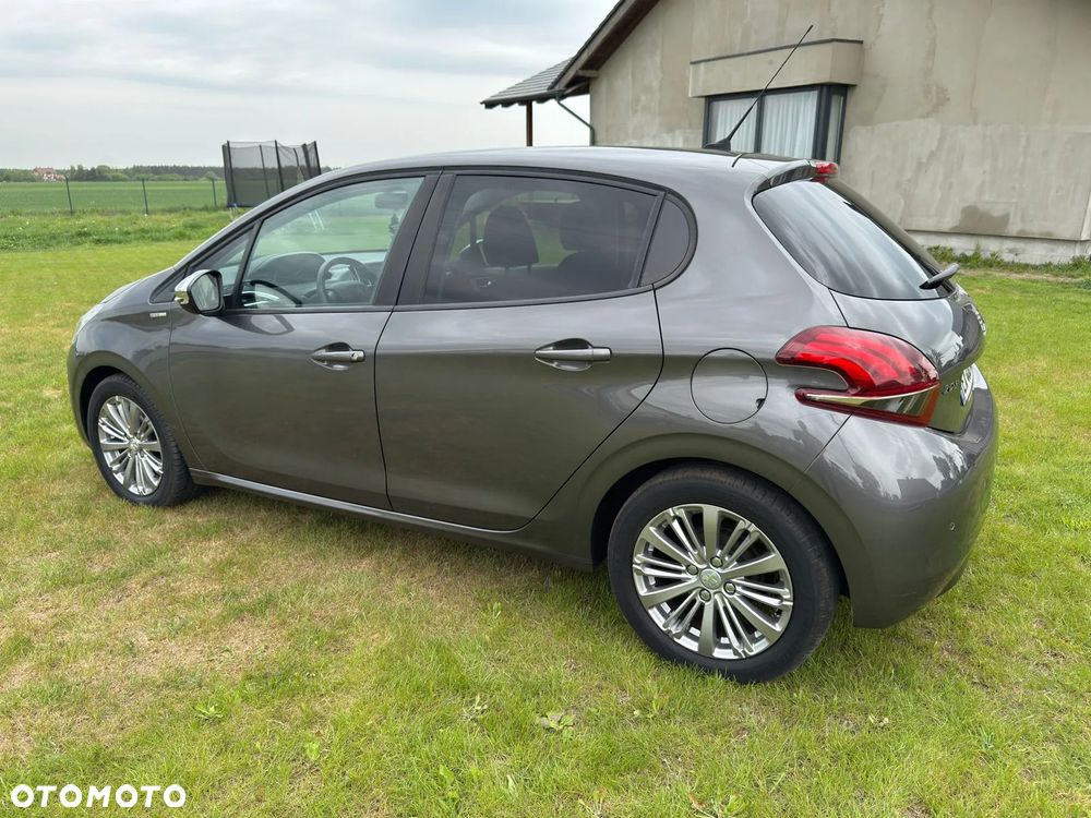 Peugeot 208 PureTech 82 Start & Stop Style - 8