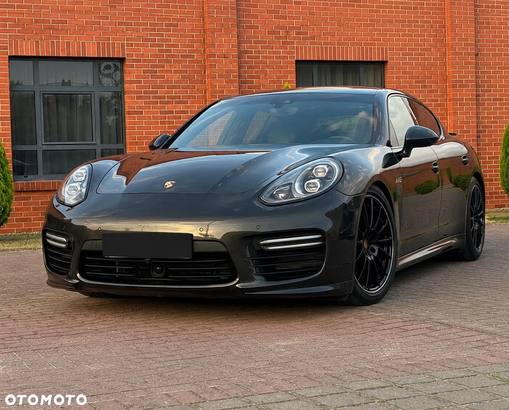 Porsche Panamera - 6