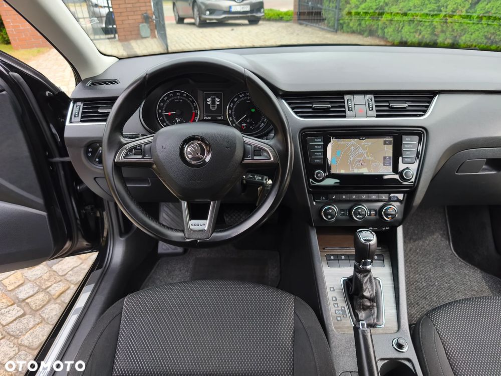 Skoda Octavia 2.0 TDI 4x4 DSG Scout - 5