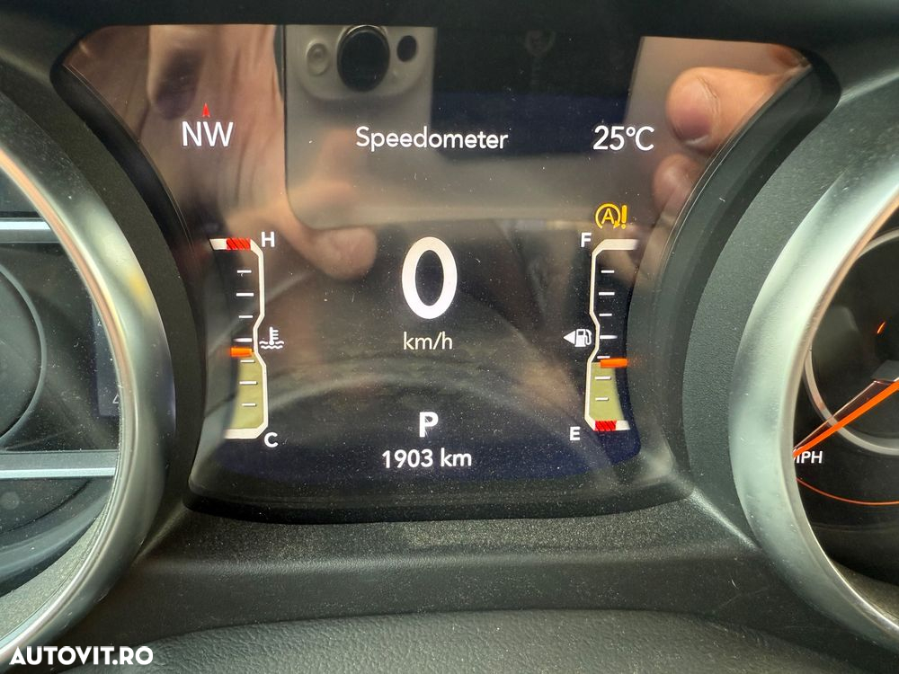 Jeep Wrangler - 10