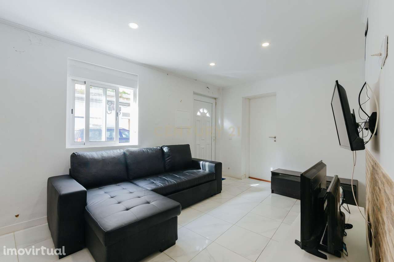 Moradia T2+1 na Baixa da Banheira - Grande imagem: 3/21