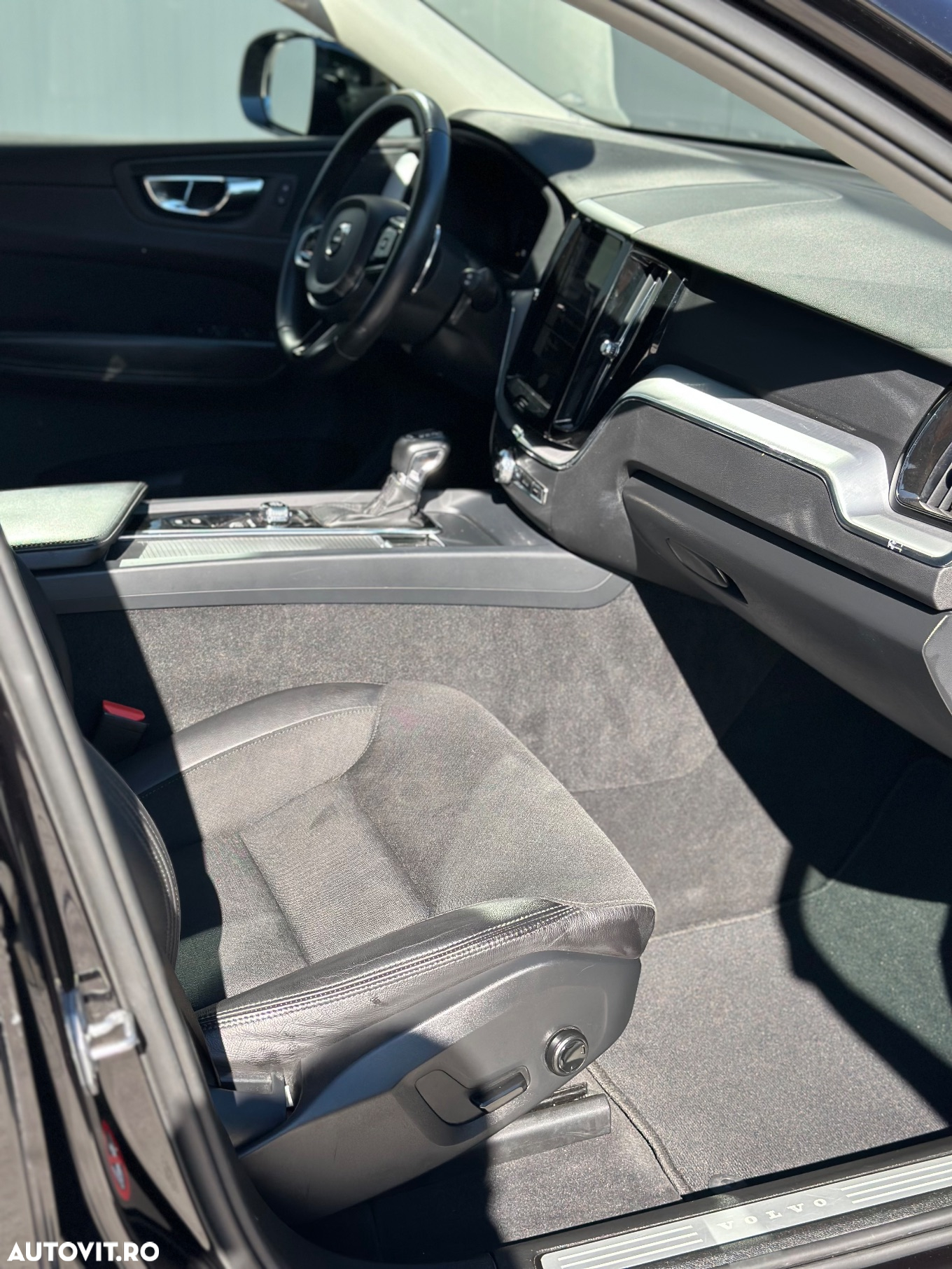 Volvo XC 60 D4 AWD Momentum - 20