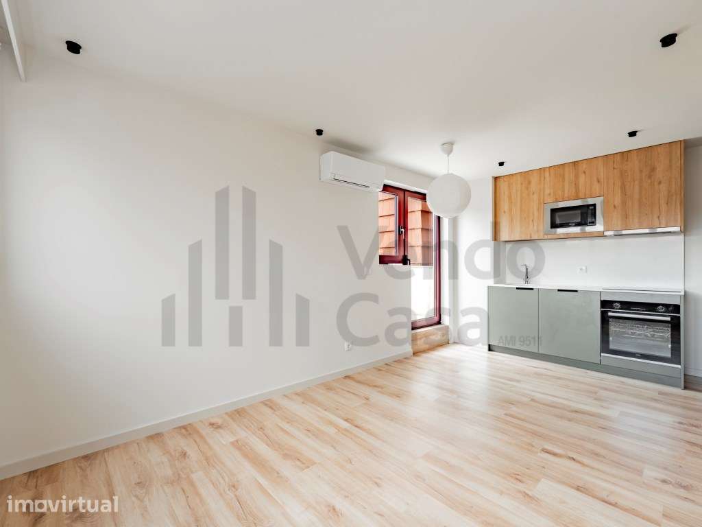 Vende-se T1 c/ Terraço Braga - Campo da Vinha - Grande imagem: 3/23
