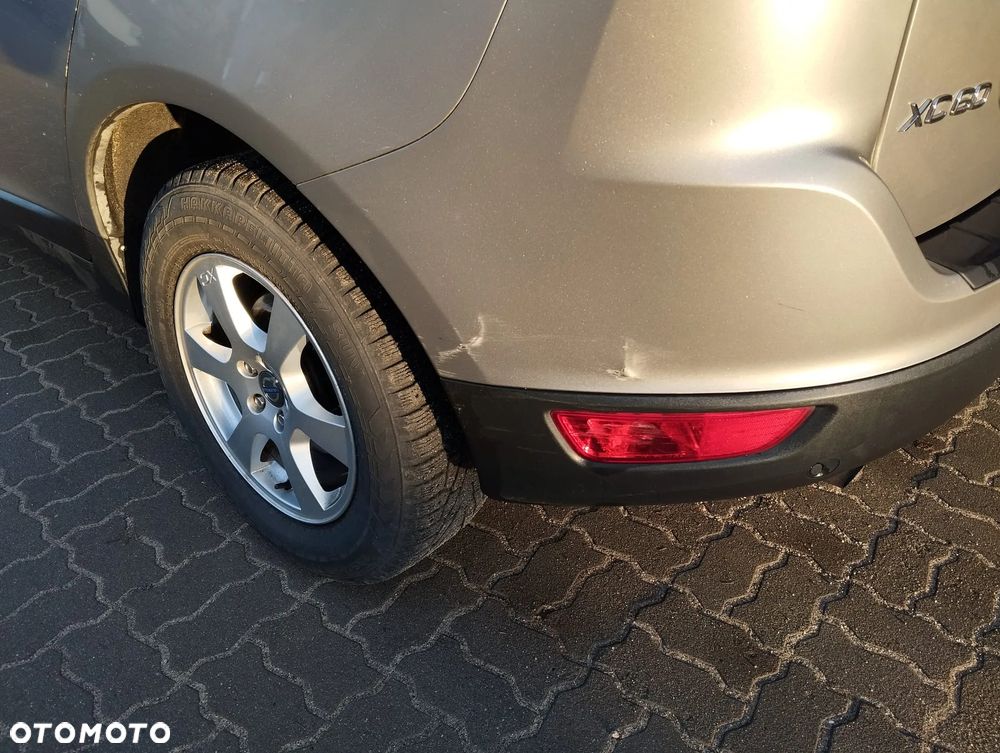 Volvo XC 60 D4 Momentum - 9
