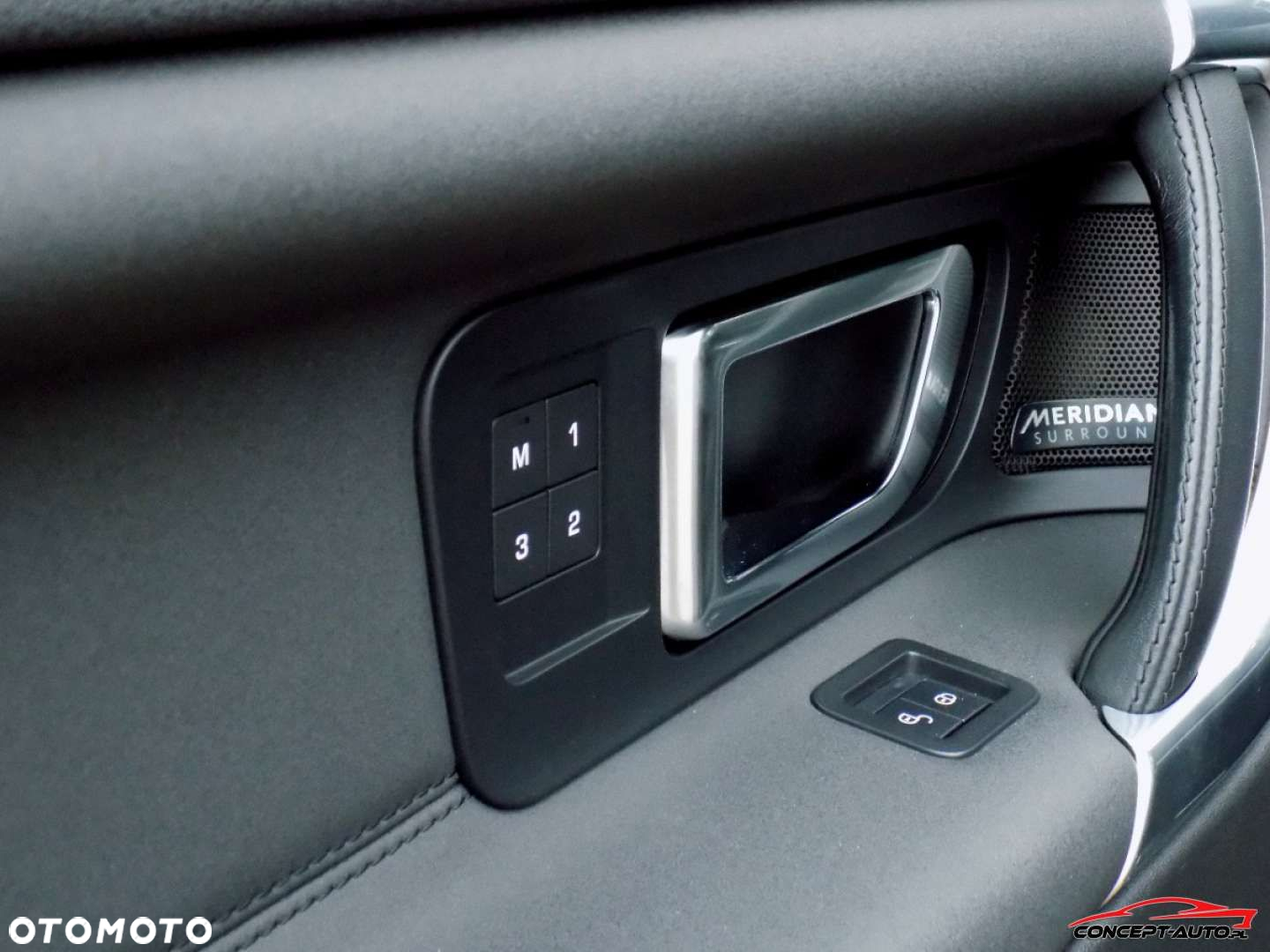 Land Rover Discovery Sport - 28