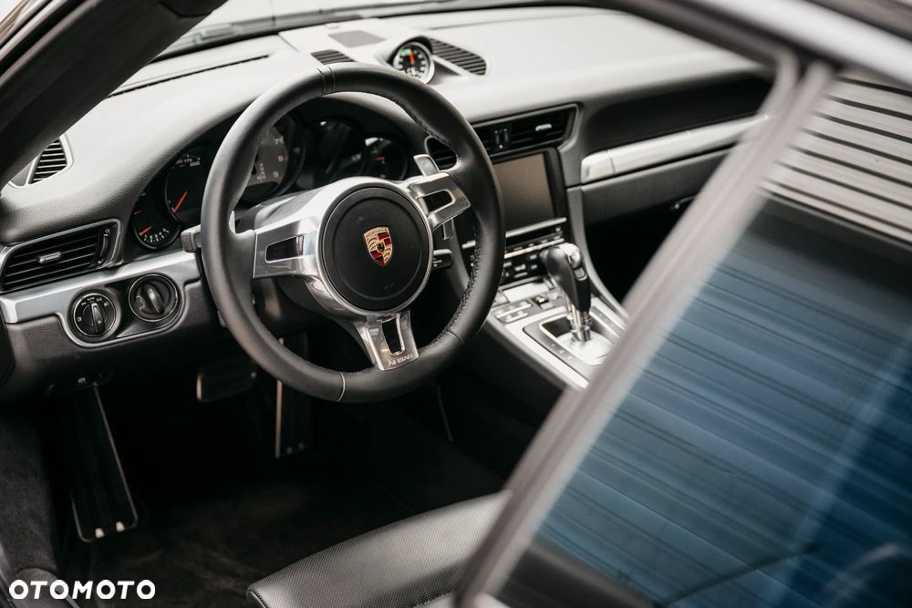 Porsche 911 Carrera 4S PDK - 14