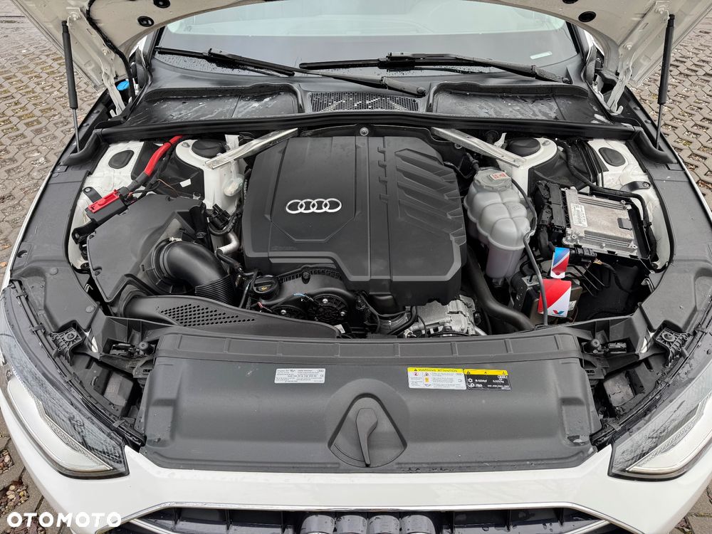 Audi A4 Limousine - 12