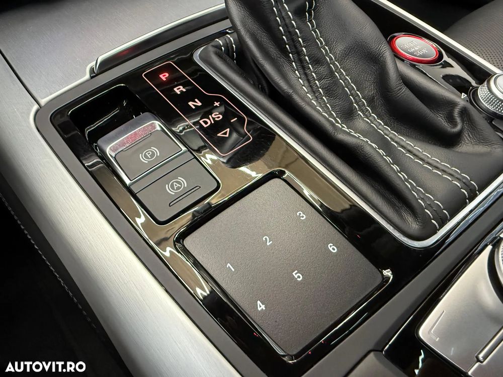Audi S6 Avant 4.0 TFSI quattro S tronic - 15